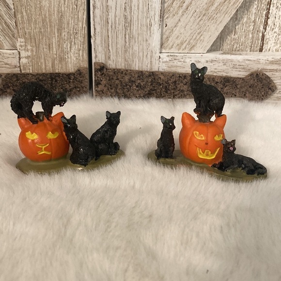 Lemax Halloween Cats - Picture 1 of 9
